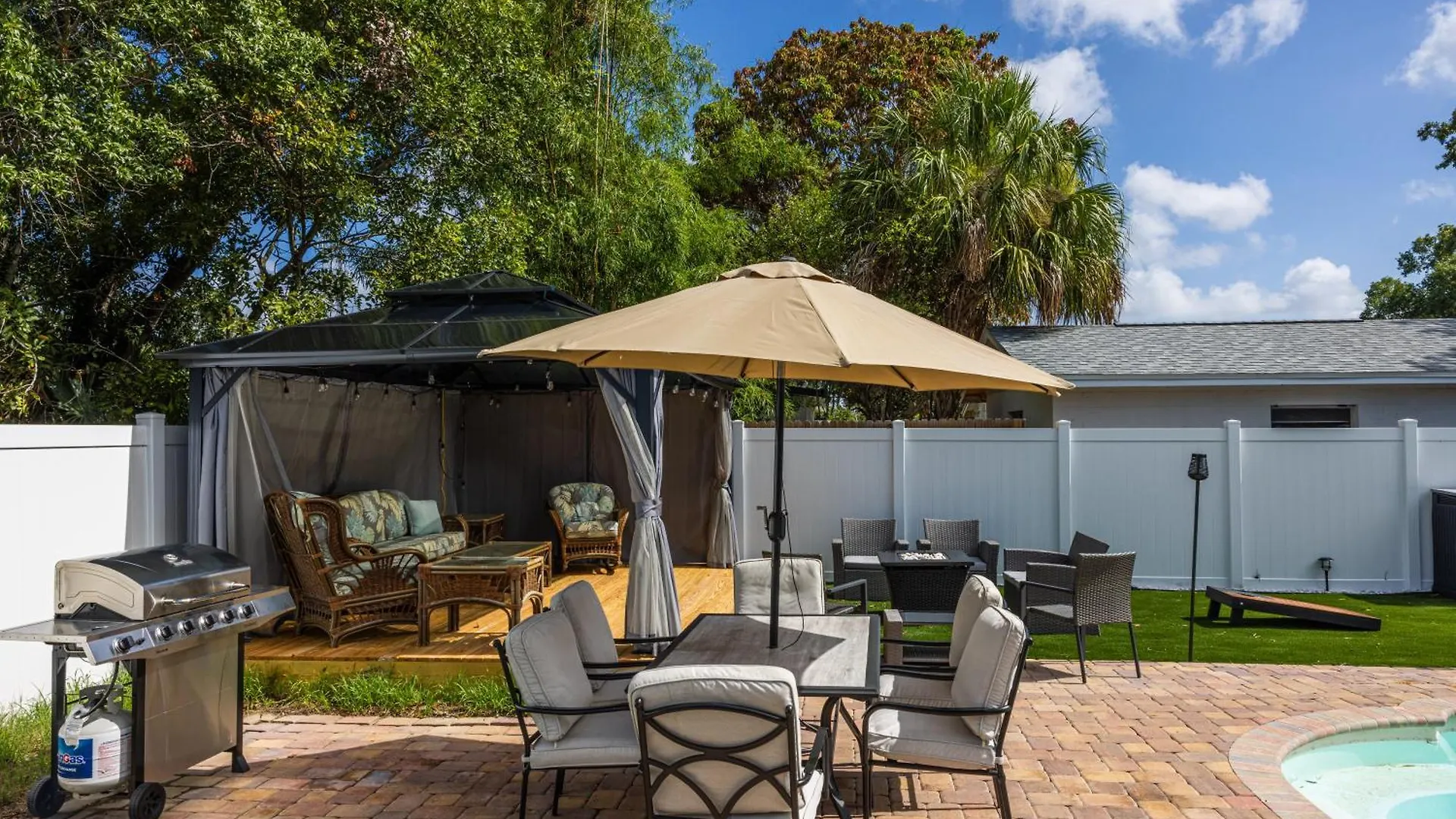 Newly Reno - Backyard Oasis, South Tampa Pool Home 0*,  Amerikai Egyesült Államok