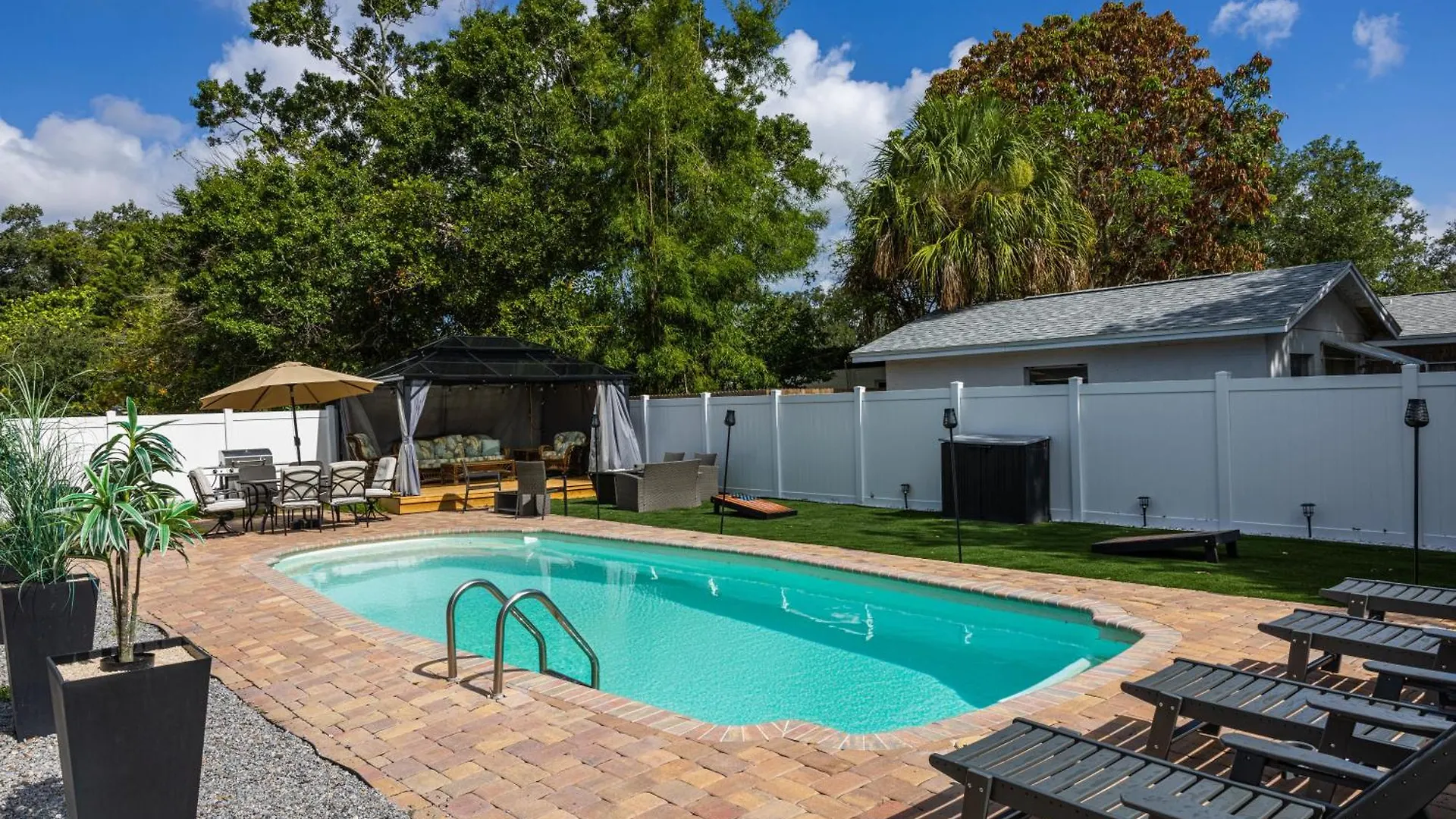 Nyaraló Newly Reno - Backyard Oasis, South Tampa Pool Home Amerikai Egyesült Államok
